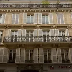 Studio Champs Elysees