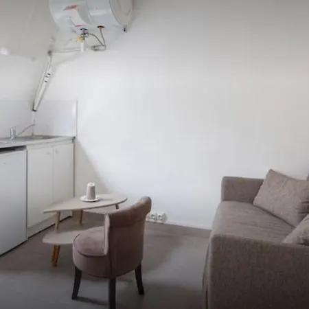 Studio Champs Elysees Appartamento